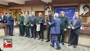تجلیل ۲۵ نخبه علمی بسیجی در هفته بسیج