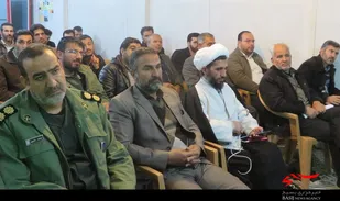 برگزاری نشست صمیمی فرمانده سپاه برخوار با فرماندهان پایگاهها