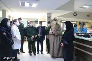 تجلیل مسئولین سپاه ناحیه همدان از کادر درمان بیمارستان سینا