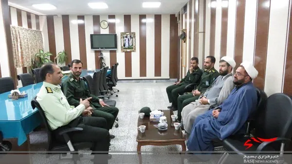 حضور مجموعه نمایندگی ولی فقیه سپاه خوانسار در ستاد فرماندهی انتظامی شهرستان