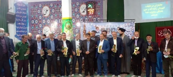 دیداربسیجیان ورزمندگان گردان های امام حسین(علیه السلام)استان اصفهان با خانواده های شهدا وجانبازان