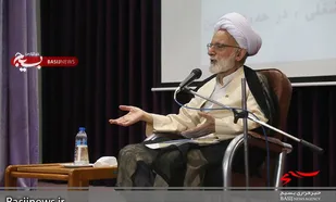 عدالت در واگذاری ۱۸ واحد صنعتی استان مرکزی رعایت نشد/ حضور معنادار مردم در راهپیمایی ۲۲ بهمن زنده بودن آرمان&zwnj;های انقلاب را نشان داد