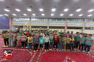 برگزاری جشن میلاد امام رضا(ع) در امزاجرد همدان