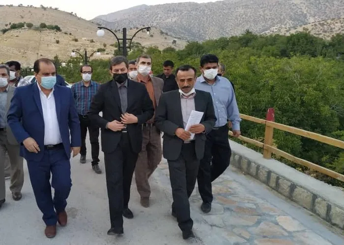 بازدید معاون وزیر کشور از پروژه های عمرانی ایلام