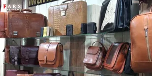 بیکارشدن بانوی کارآفرینی که هزار پا در سال چرم تولید می&zwnj;کرد/ در صورت حمایت صادرات خواهیم داشت