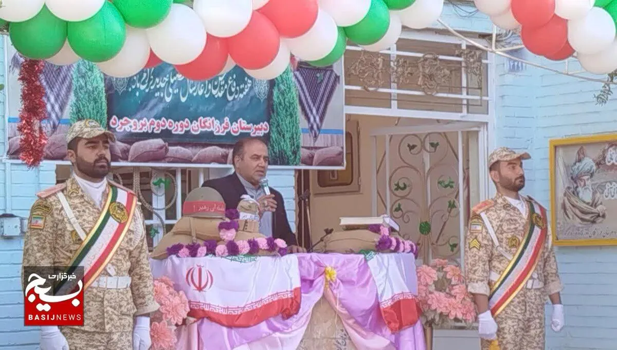 آموزش و پرورش در دفاع مقدس ۳۶ هزار دانش آموز، معلم و مربی فرهنگی تقدیم کرده است