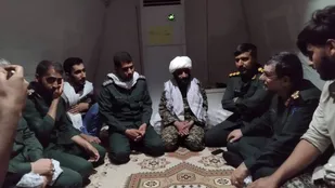 خدمت به مردم زلزله زده را وظیفه شرعی خود می دانیم