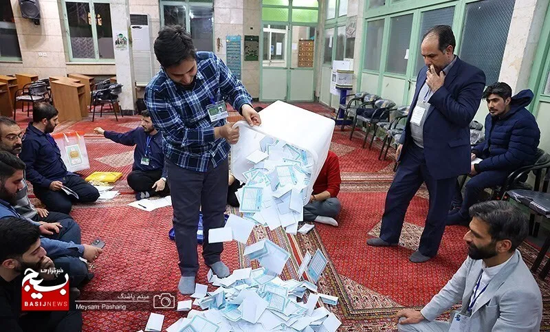 مشارکت بیش از ۴۰ درصدی شهرستان مشهد در انتخابات