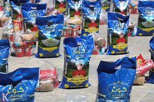 توزیع سه هزار بسته معیشتی و آزادی دو زندانی نیازمند با ورود سردار سلیمانی به کردستان