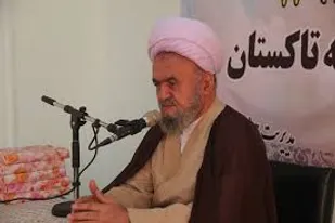 حوزه علمیه در علم آموزی سرآمد باشد