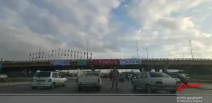 مشارکت جهادگران بسیجی در پایش و کنترل تردد خودروهای غیر بومی به همدان