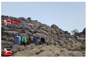 برگزاری برنامه ورزشی کوهنوردی در هفته بسیج
