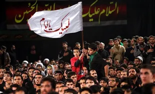 هیئات عزاداری مراقب آفت گفتمان&zwnj;های متحجر و شیعه انگلیسی باشند