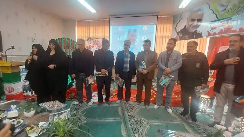 برگزاری یادواره شهیدان مدافع وطن علی اکبر قبادپناه و زمانی
