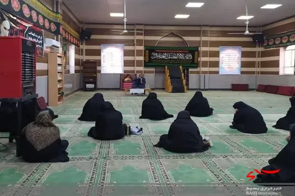 برگزاری کارگاه آسیب های فضای مجازی توسط حوزه نرجس خاتون(س) زاهدان