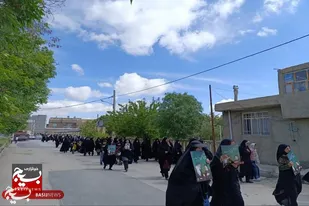 همایش بزرگ پیاده&zwnj;روی مادران و فرزندان با کالسکه در صالح آباد+تصاویر