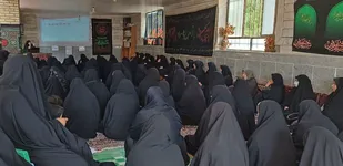همایش طرح ایران جوان بمان و اهمیت فرزندآوری در نجف آباد برگزار شد