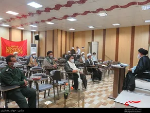 نشست هم اندیشی بسیج اساتید حوزه علمیه دامغان