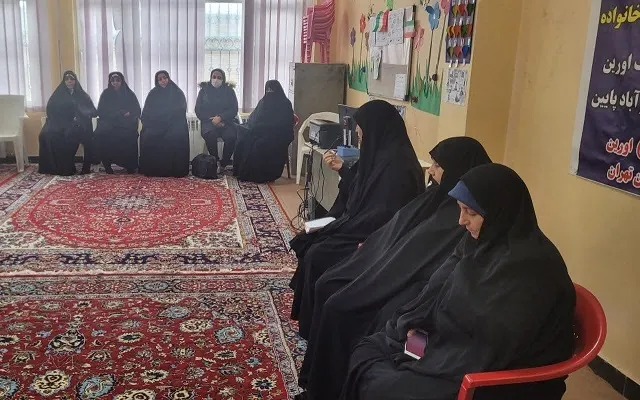 بررسی آسیب های اجتماعی با موضوع زن و خانواده در شهرک اورین