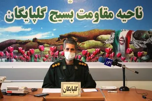 خبرنگار در مقابله با کج اندیشی ها و کج رفتاری ها مسئول است.