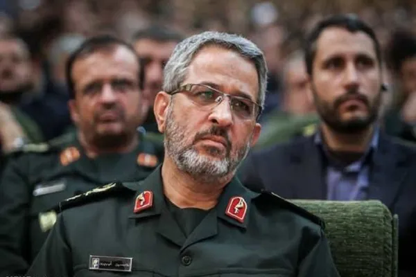 جانشین فرمانده کل سپاه در قرارگاه مرکزی امنیتی امام علی پیروزی تیم فجر شهید سپاسی را تبریک گفت