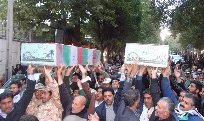 تشییع پیکر دو شهید گمنام دوران دفاع مقدس در نهاوند