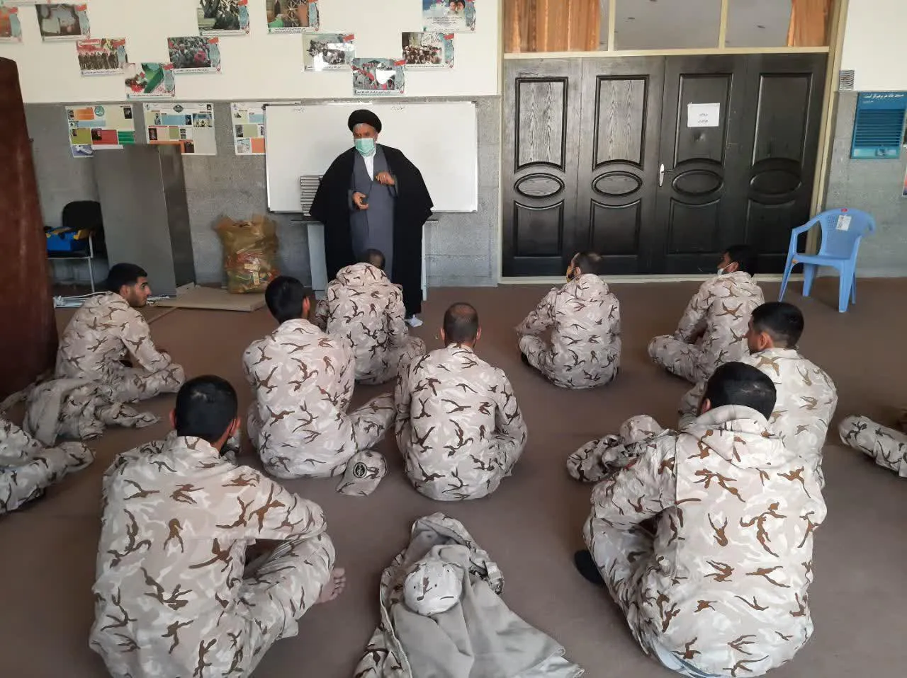 محتوای فضای مجازی را نباید جدی گرفت/فرهنگ کتابخوانی در جامعه گسترش یابد