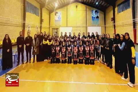 برگزاری مسابقات والیبال بانوان بسیجی همدان