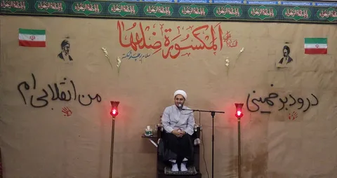 تلفیق زیبای طرح دهه فجر امسال با ایام فاطمیه در مسجد فاطمیه(س) شمیران نو + عکس