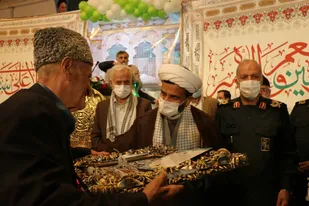 ۱۰ پدر شهید پیر غلام اهل&zwnj;بیت (ع) تجلیل شدن