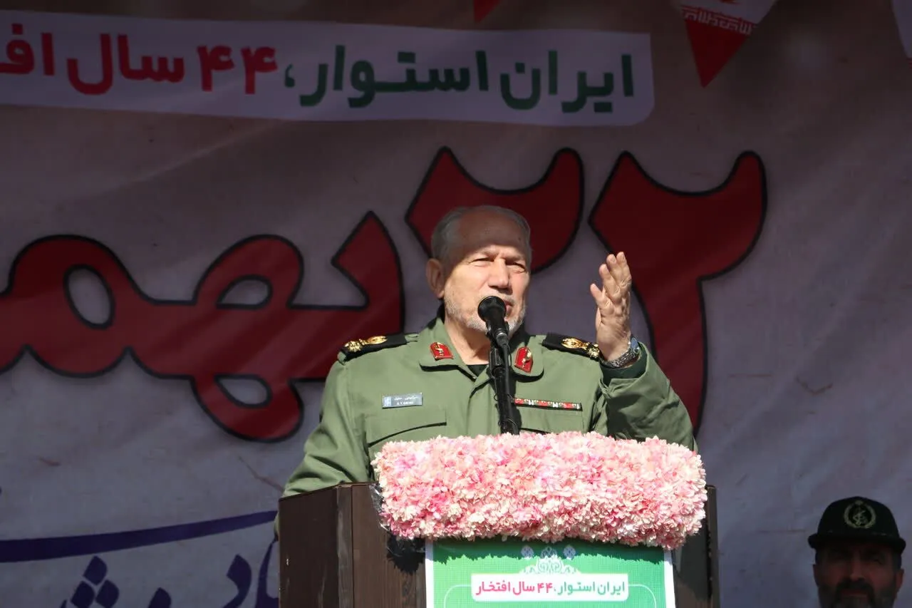 ملت ايران و انقلاب اسلامي اسطوره و الگوي همه ملت هاي آزاديخواه هستند/پيام اين راهپيمايي شكست راهبرد دشمن در اغتشاشات است