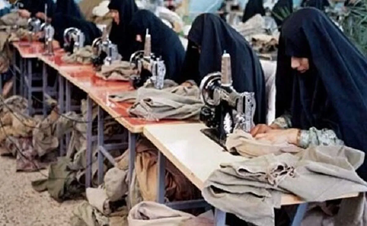 روایتی از دوران جنگ به بهانه هفته بسیج اصناف؛
از خیاطی در تبریز تا خونشویی در اهواز