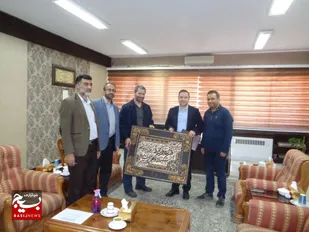 از مدیرعامل لوازم خانگی پارس، توسط فرمانده سپاه شهرستان البرز تجلیل شد&nbsp;