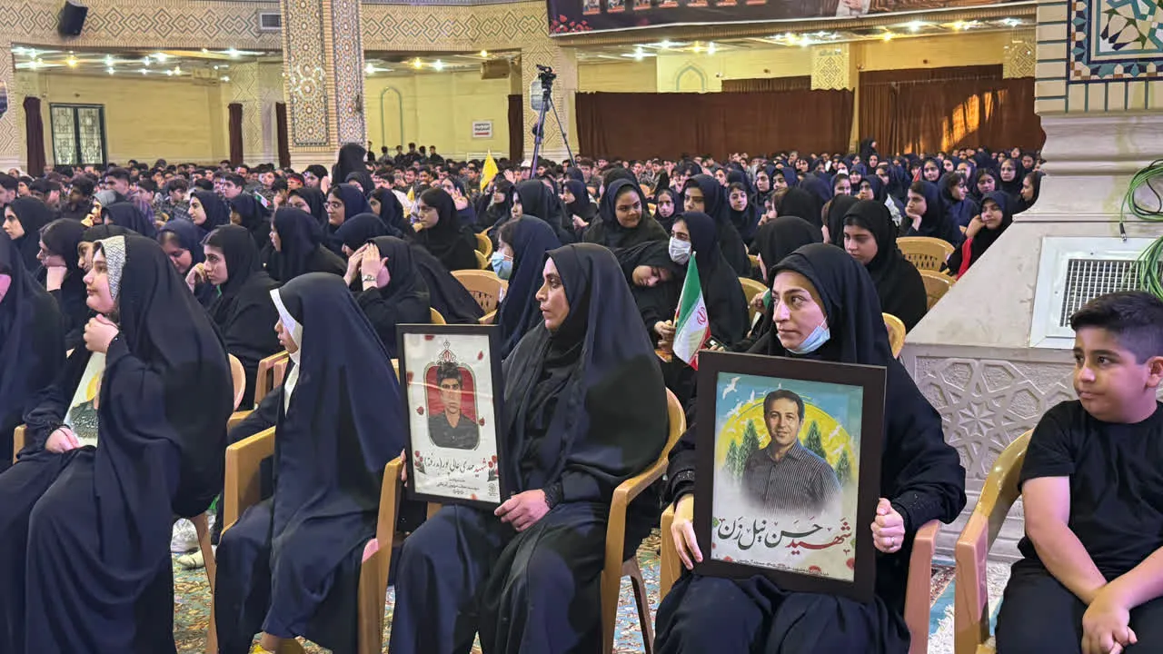 یادواره دانش آموزان در دزفول
