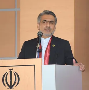 سپاه پاسداران، نگهبان انقلاب و حافظ امنیت کشور است