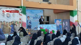 دانش&zwnj;آموزان با شناخت استعدادها و تلاش، آینده خود را بسازند