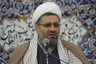 نقش محوری ولایت فقیه در همه جریانات و معادلات جهان