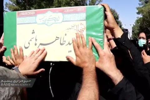 تشییع پیکر مطهر شهید مدافع حرم سید ظاهر هاشمی
