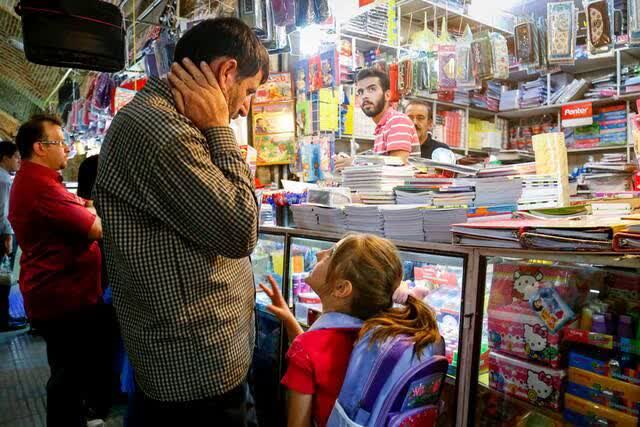 اعزام ۶۱۴ تیم نظارتی برای کنترل بازار لوازمالتحریر در استان مرکزی اعزام ۶۱۴ تیم نظارتی برای کنترل بازار لوازمالتحریر در استان مرکزی