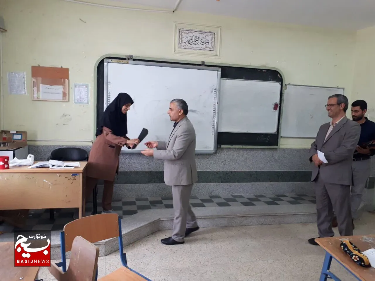 فرماندار شادگان: معلمان بنیانگذار ساختار فرهنگی جامعه هستند