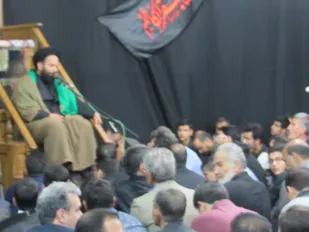 جامعه و مسئولینی روحیه دنیاطلبی دارند از اهل بیت(ع) غافل می شوند