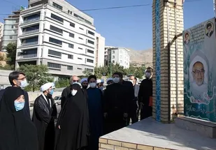 رونمایی از یادمان شهید لاجوردی با حضور محسنی&zwnj;اژه&zwnj;ای