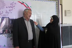 محروم ماندن دانش آموزان از تحصیل آزرده خاطرم می کرد