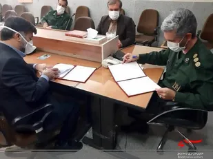 امضاء تفاهم&zwnj;نامه همکاری بین سپاه ناحیه و جهاد دانشگاهی همدان