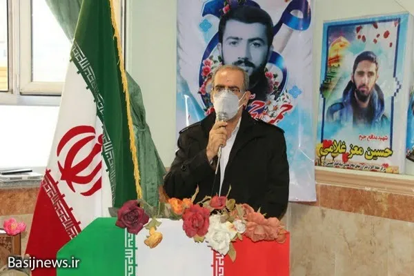 وظیفه امروز ما انتقال فرهنگ ایثار و شهادت به نسل چهارم انقلاب است