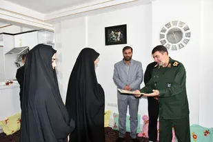 دیدار مسئولان سپاه فتح با خانواده شهدای جنگ رمضان + ( تصاویر)