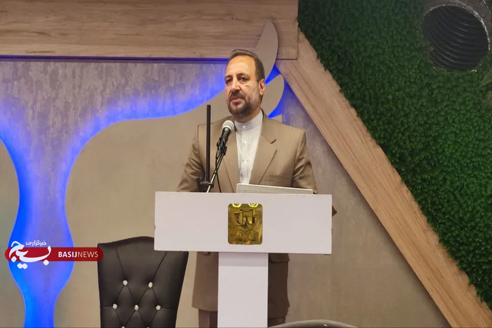 «کشتی نوح» به مقصد تازه گردشگری شهری نهاوند تبدیل می‌شود