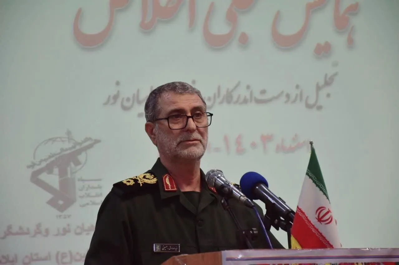 دشمن هویت ملی ما را هدف قرارداده است