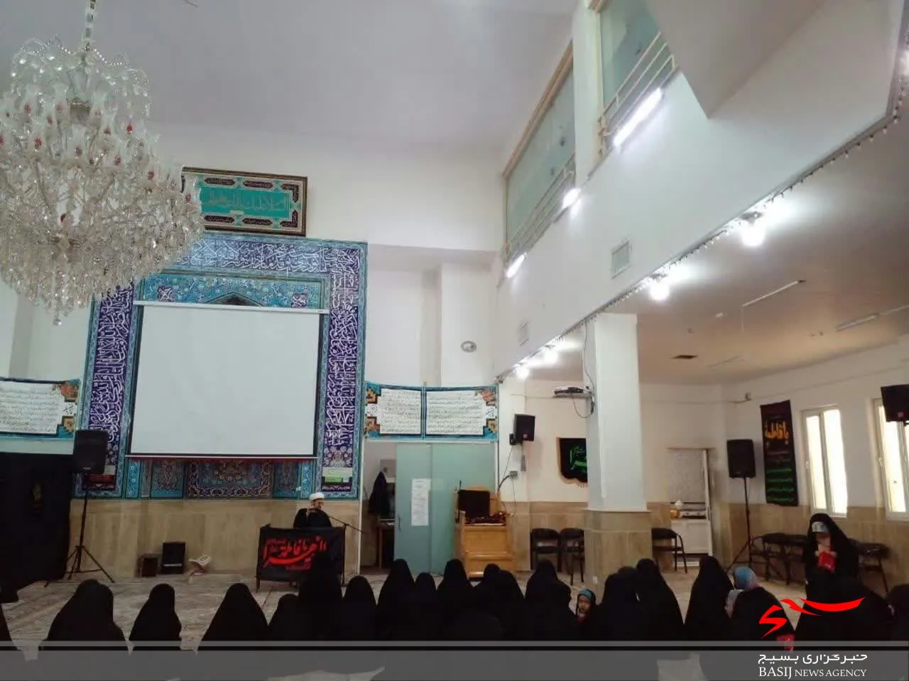 همایش دختران فاطمی به مناسبت ایام فاطمیه در قم برگزار شد