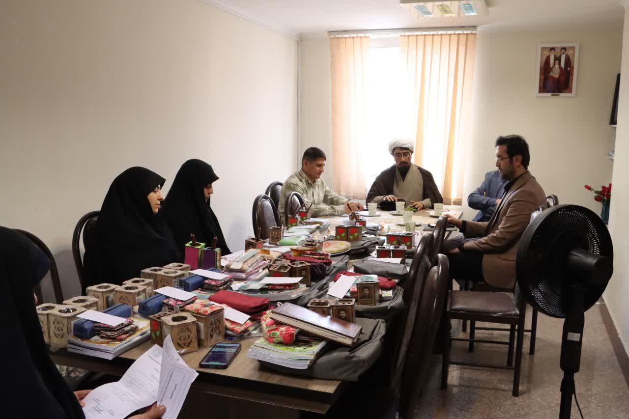تأکید حجتالاسلام سادین بر اهمیت فعالیتهای تربیتی و فرهنگی بسیج دانشآموزی در مقابله با جنگ نرم دشمن تأکید حجتالاسلام سادین بر اهمیت فعالیتهای تربیتی و فرهنگی بسیج دانشآموزی در مقابله با جنگ نرم دشمن